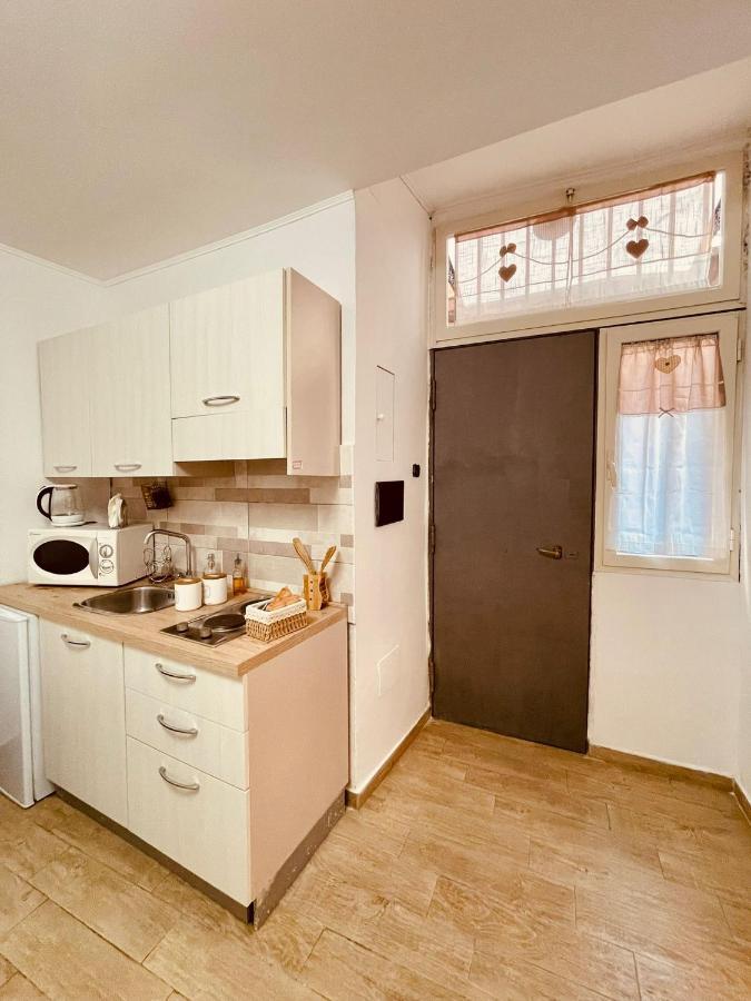 Sabry House Apartment Наполи Екстериор снимка